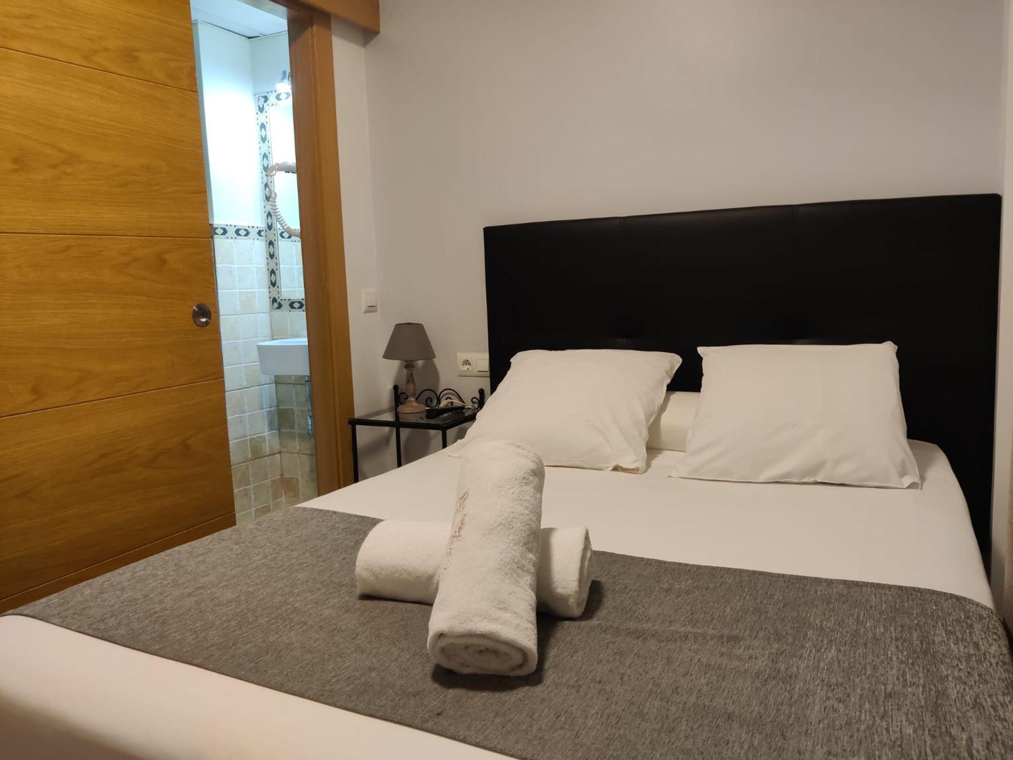 Hotel Hospederia Luis De Gongora Kordoba Zewnętrze zdjęcie