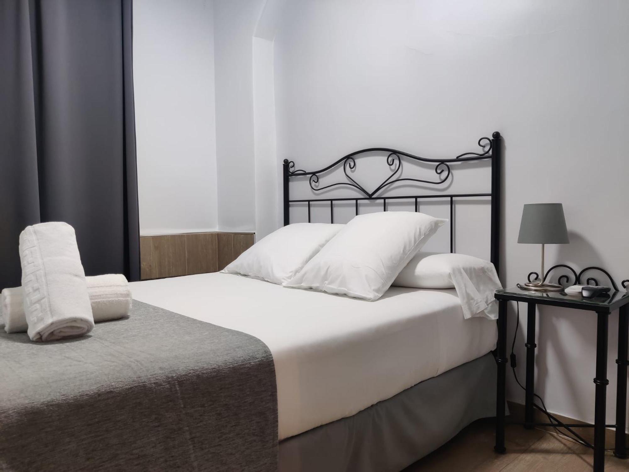 Hotel Hospederia Luis De Gongora Kordoba Zewnętrze zdjęcie